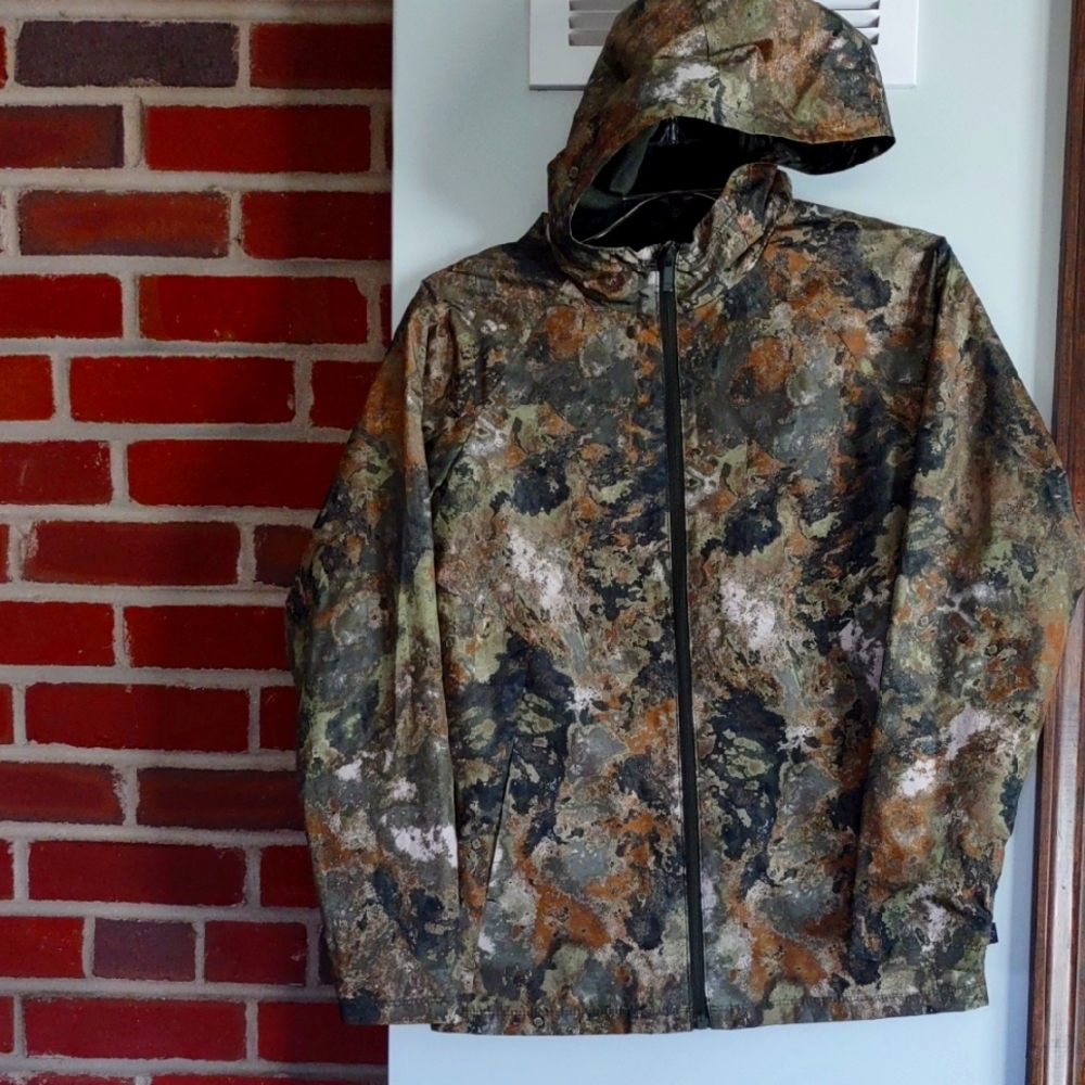 All In Motion, Windbreaker jacket, Camo, Thumb Holes, Size L